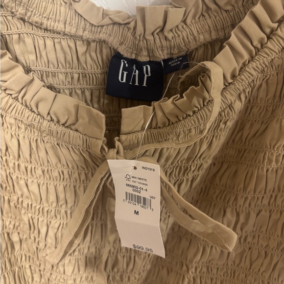 Gap Flutter Sleeve Smocked Mini Dress Size Medium - Picture 2 of 3